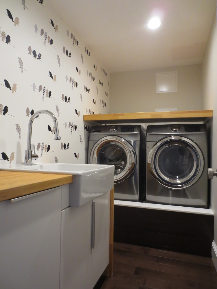 Laundry Rooms & Closets by Mitchell Renovations